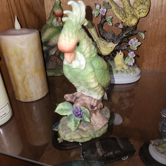 Set of two Cockatoo statues numbered - Picture 4 of 7